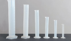 Plastic cylinder labtech